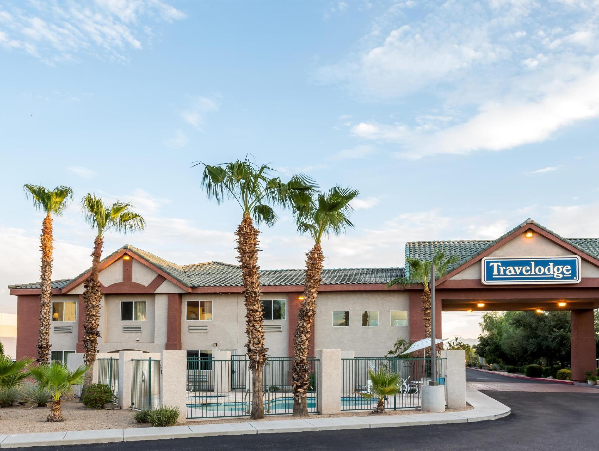 Days Inn By Wyndham Phoenix West Bagian luar foto