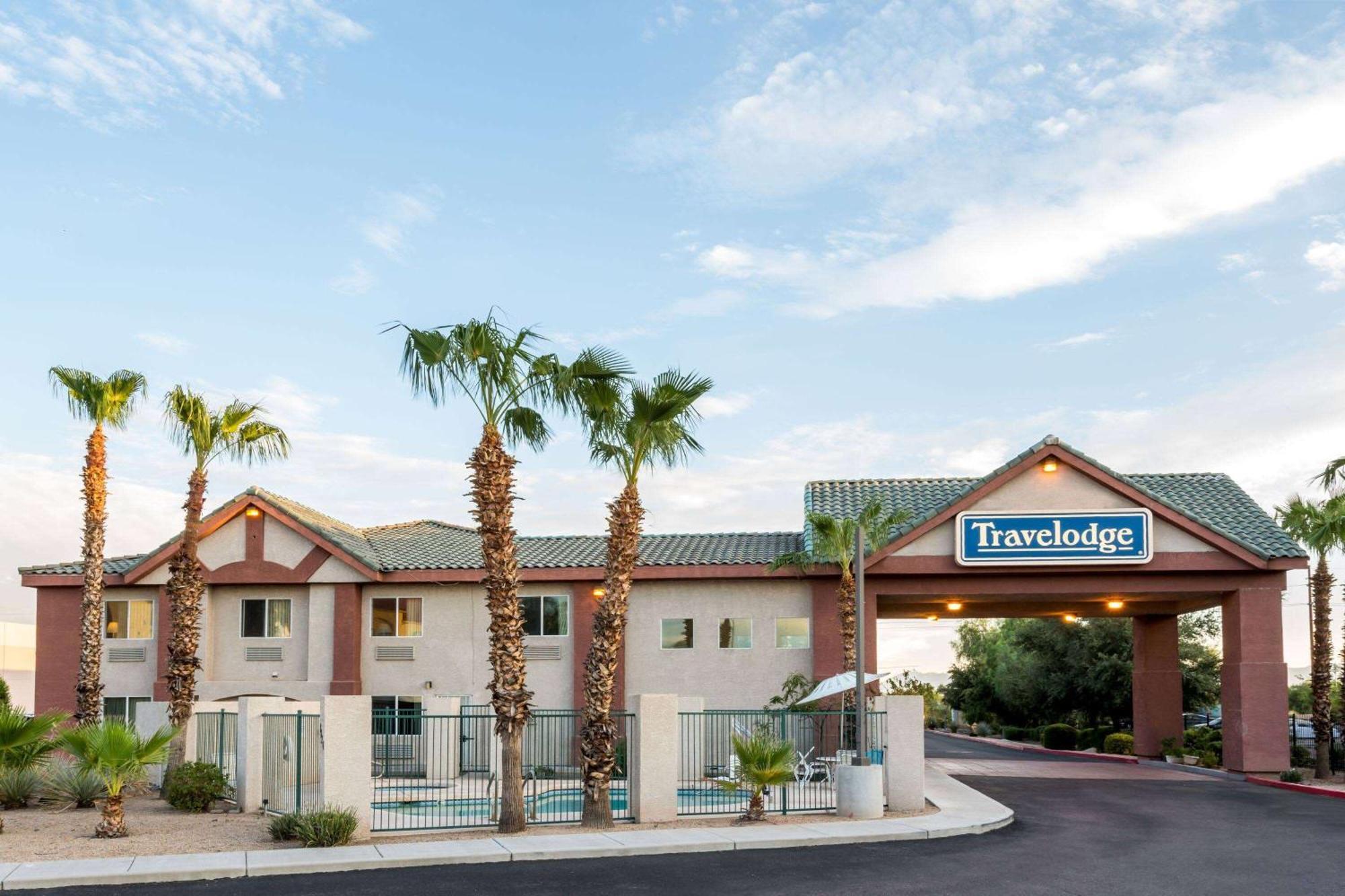Days Inn By Wyndham Phoenix West Bagian luar foto